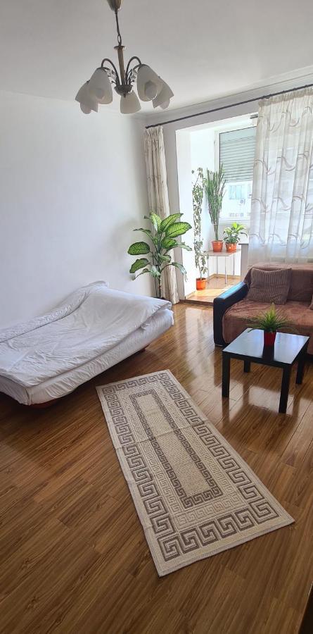Perfect View Apartament 2 Rooms Self Check-In 부쿠레슈티 외부 사진